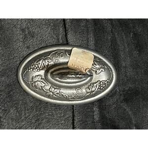 Carson Vineyard Smoke Dome Oval Medium ONS Grapes Leaves